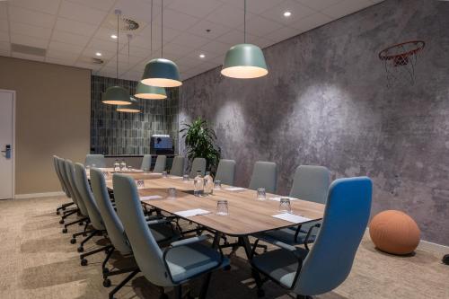 crowne plaza utrecht central station an ihg hotel