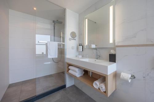 crowne plaza utrecht central station an ihg hotel