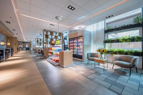 crowne plaza utrecht central station an ihg hotel