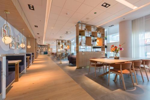 crowne plaza utrecht central station an ihg hotel