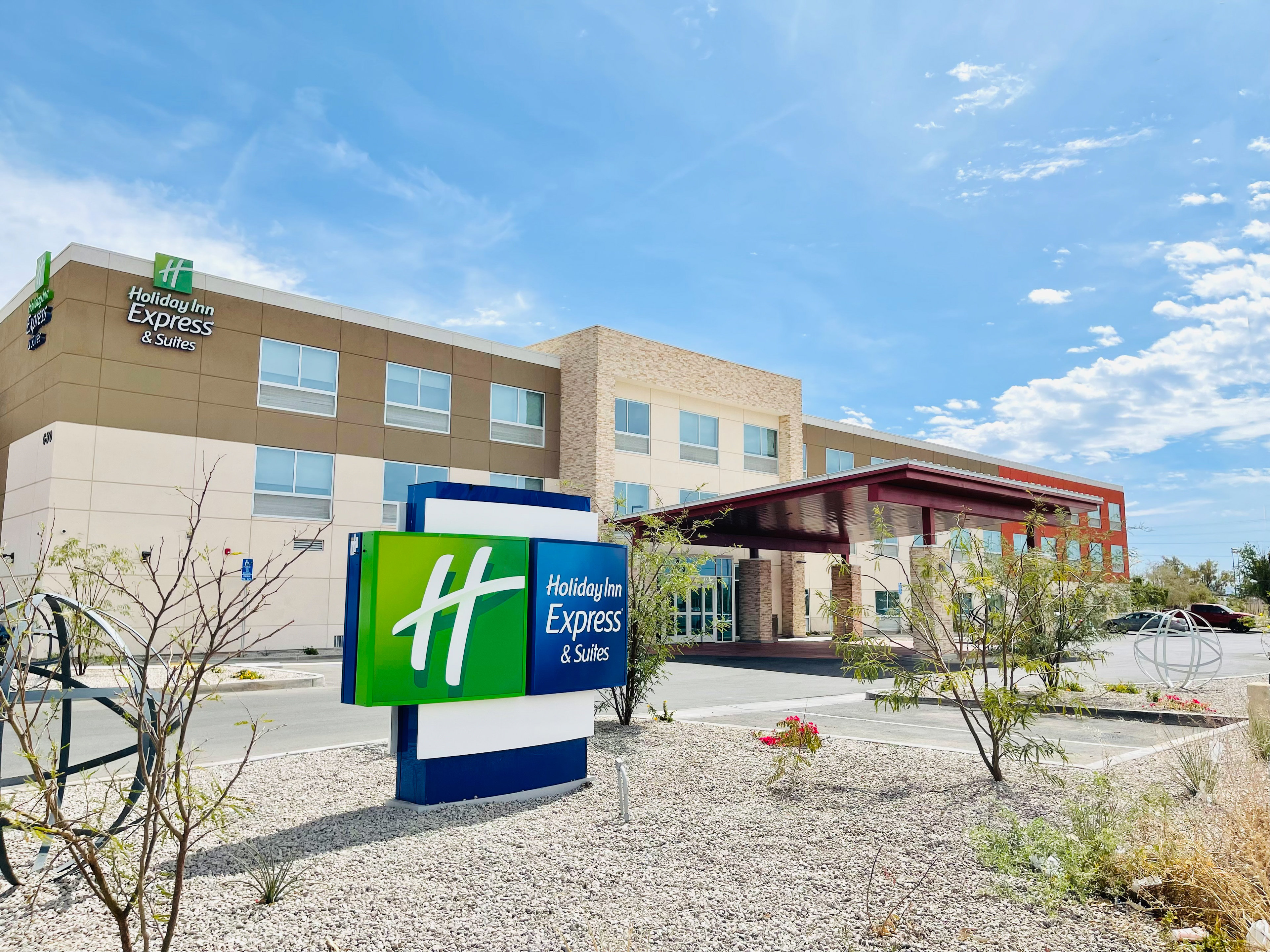 holiday inn express and suites blythe