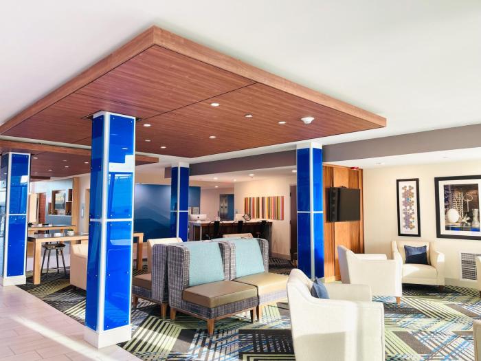 holiday inn express and suites blythe