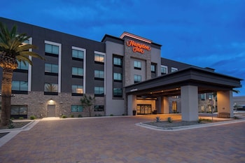 hampton inn queen creek