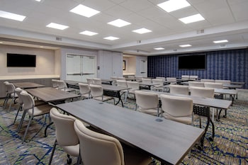 hampton inn queen creek