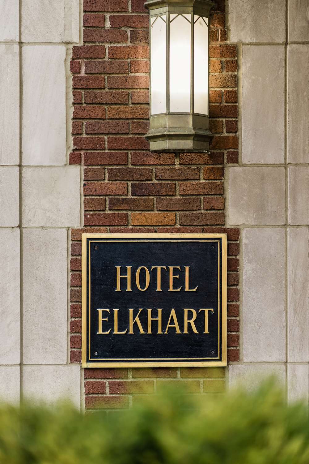 hotel elkhart tapestry collection by hilton