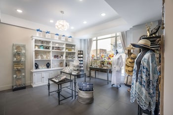 hotel elkhart tapestry collection by hilton