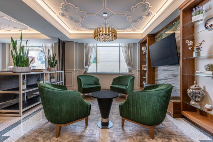 hotel elkhart tapestry collection by hilton