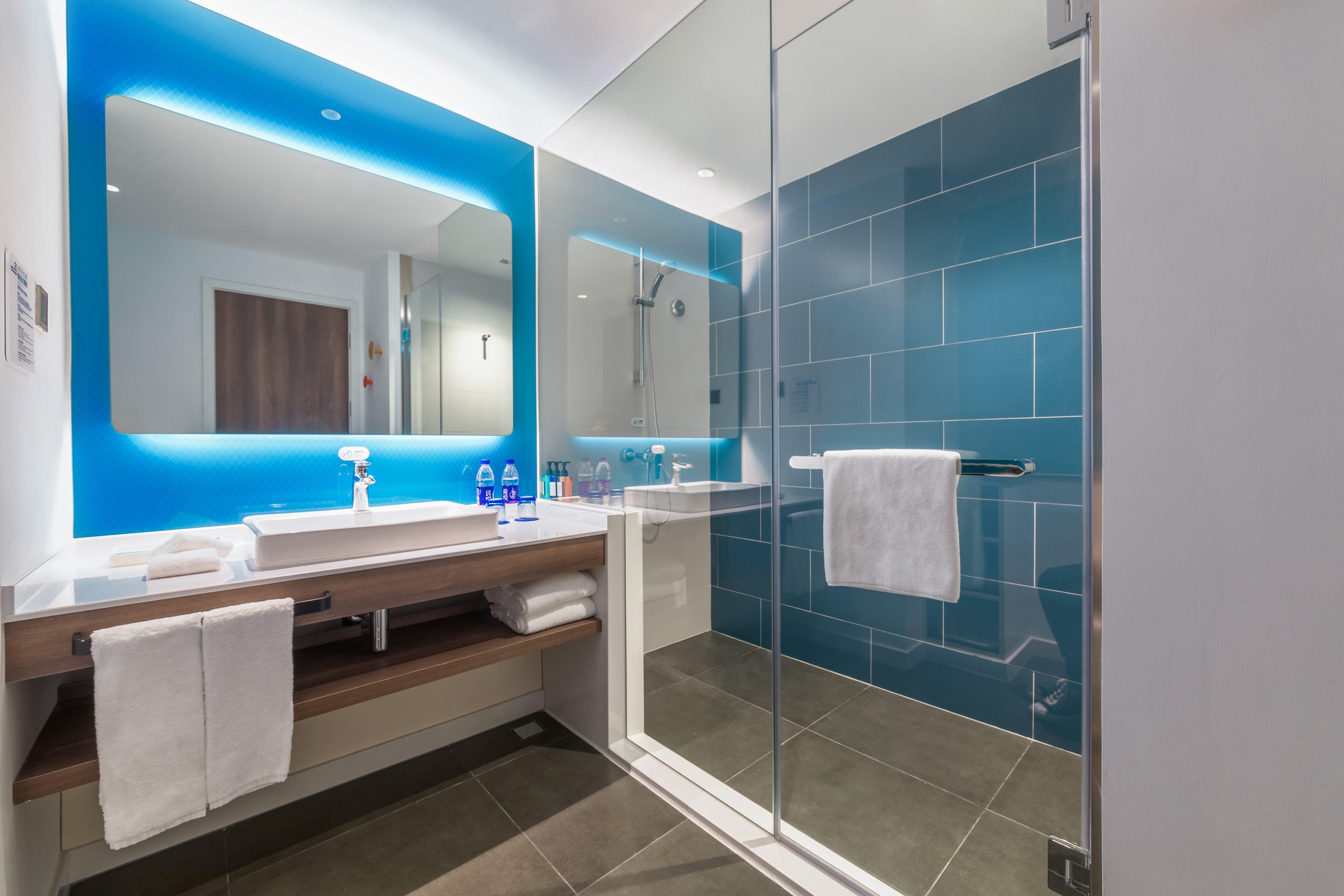 holiday inn express beijing shijingshan lakeview an ihg hotel