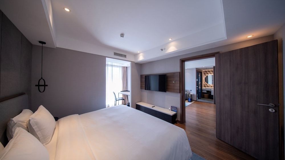 holiday inn express beijing shijingshan lakeview an ihg hotel
