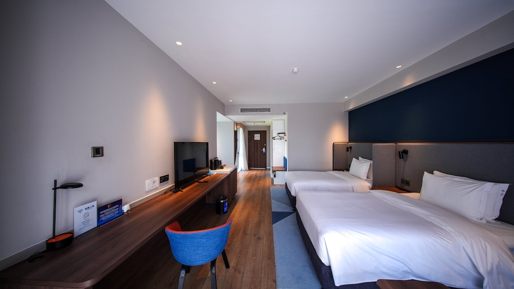 holiday inn express beijing shijingshan lakeview an ihg hotel