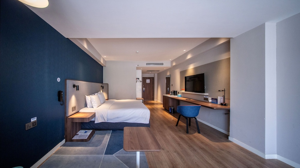 holiday inn express beijing shijingshan lakeview an ihg hotel