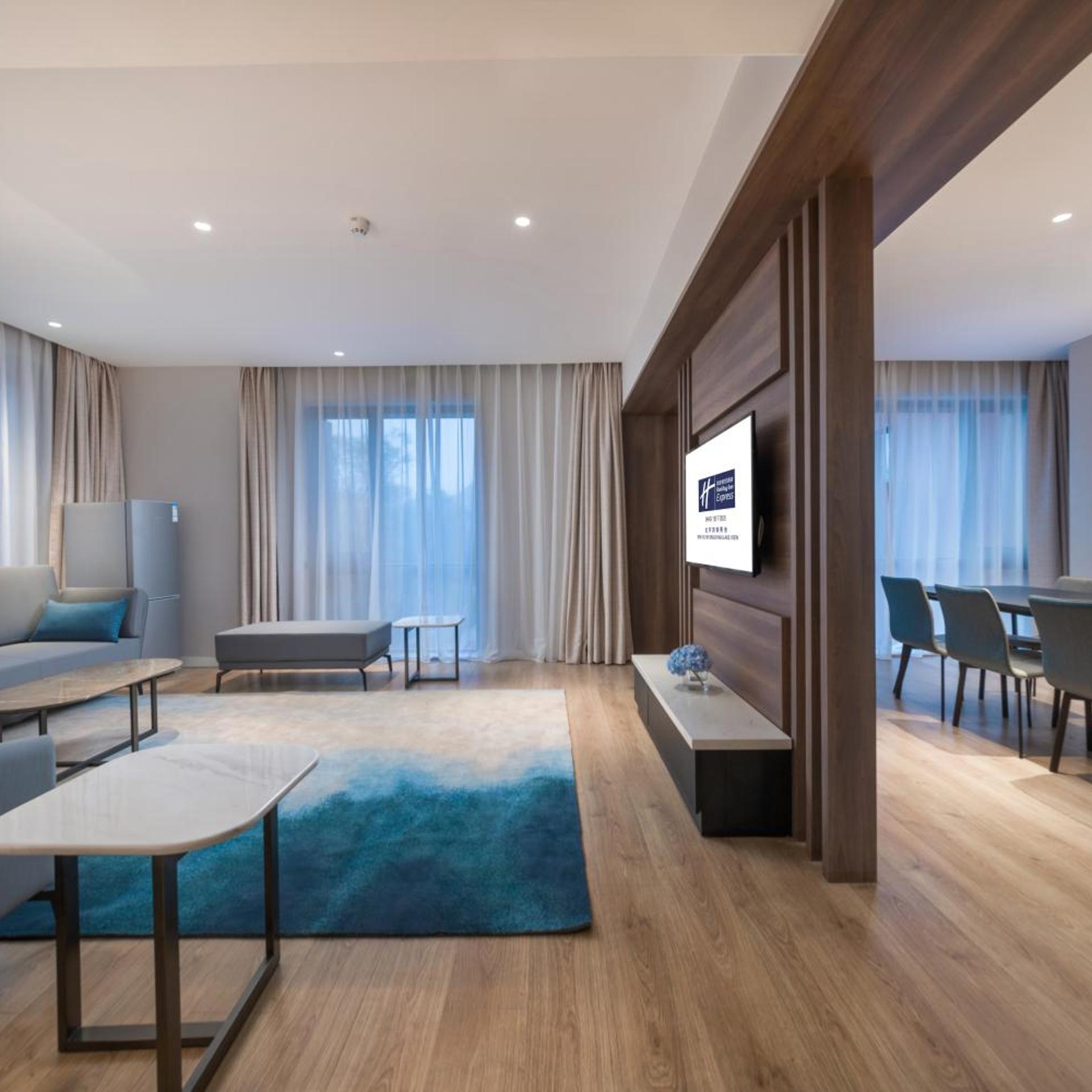 holiday inn express beijing shijingshan lakeview an ihg hotel