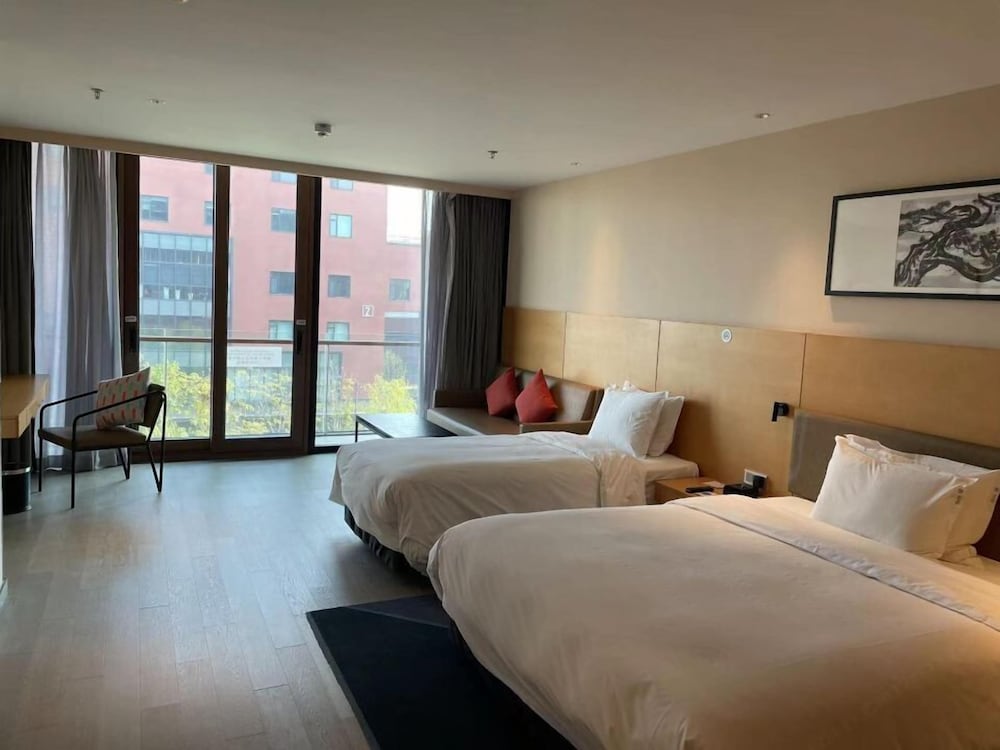 holiday inn express beijing shijingshan lakeview an ihg hotel