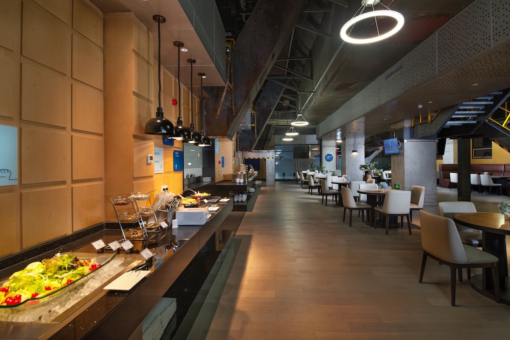 holiday inn express beijing shijingshan lakeview an ihg hotel
