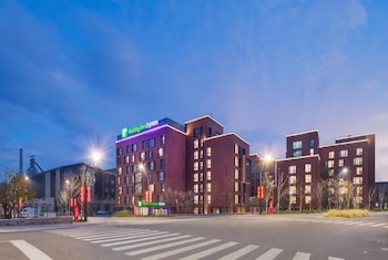 holiday inn express beijing shijingshan lakeview an ihg hotel