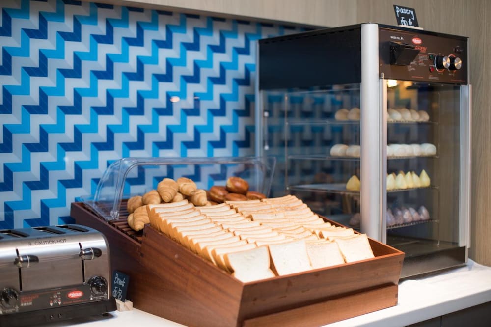 holiday inn express beijing shijingshan lakeview an ihg hotel