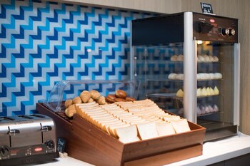 holiday inn express beijing shijingshan lakeview an ihg hotel