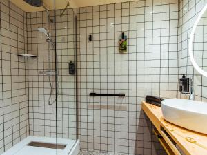 ibis styles rouen centre rive gauche