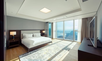 lct residence
