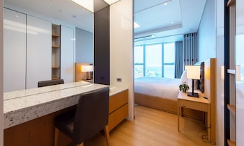 lct residence