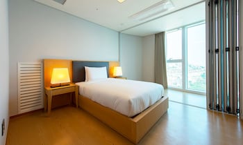 lct residence