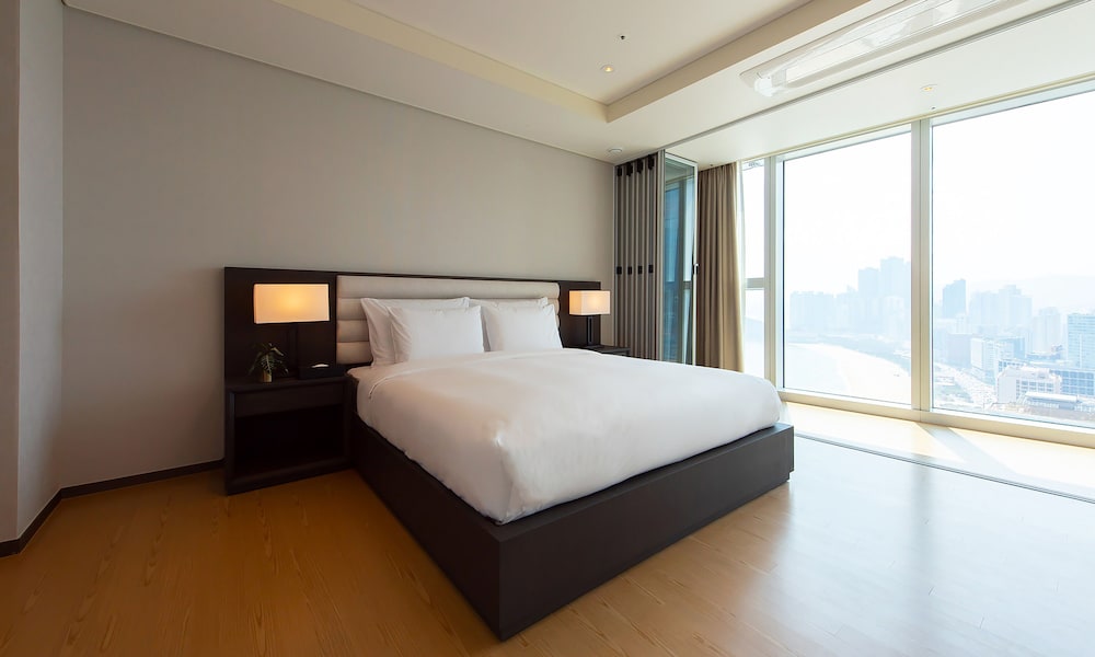 lct residence