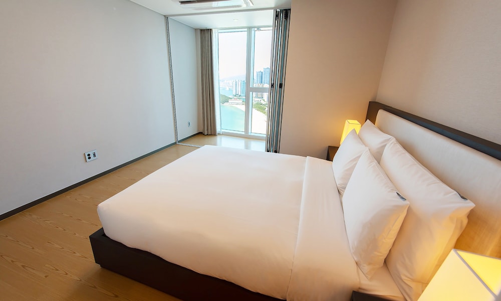 lct residence