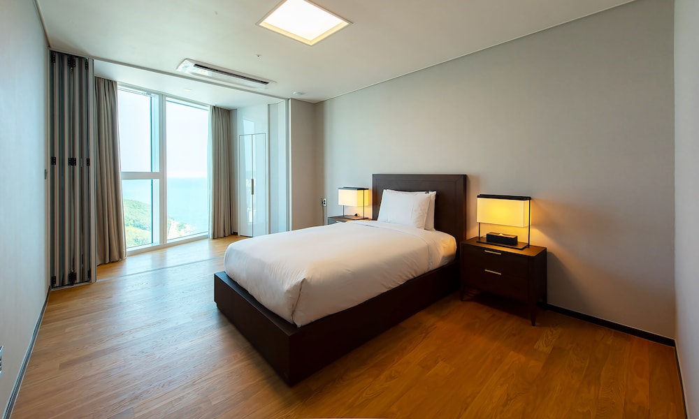 lct residence