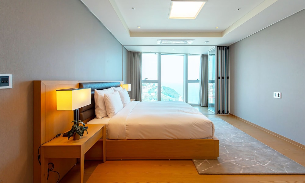 lct residence