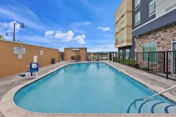 fairfield by marriott inn and suites knoxville airport alcoa