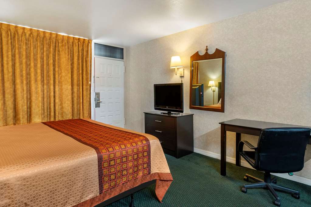 rodeway inn clearwater largo