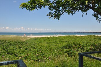 Skaerven Beachfront Condos And Cottage,,0 star