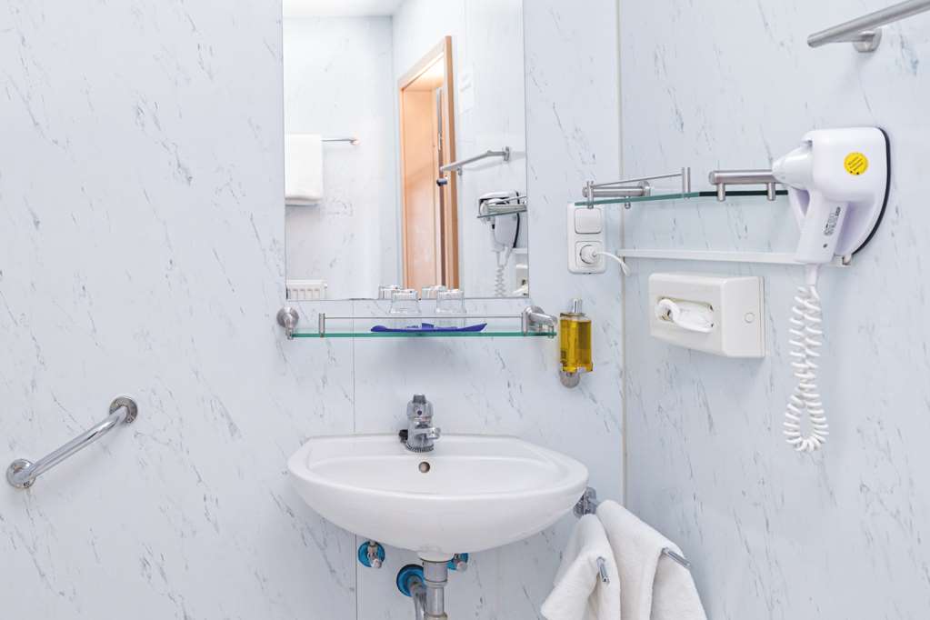 hotel ploener see by tulip inn