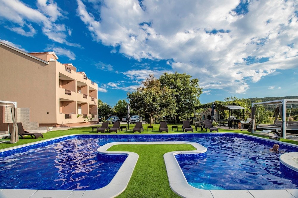 villa subic