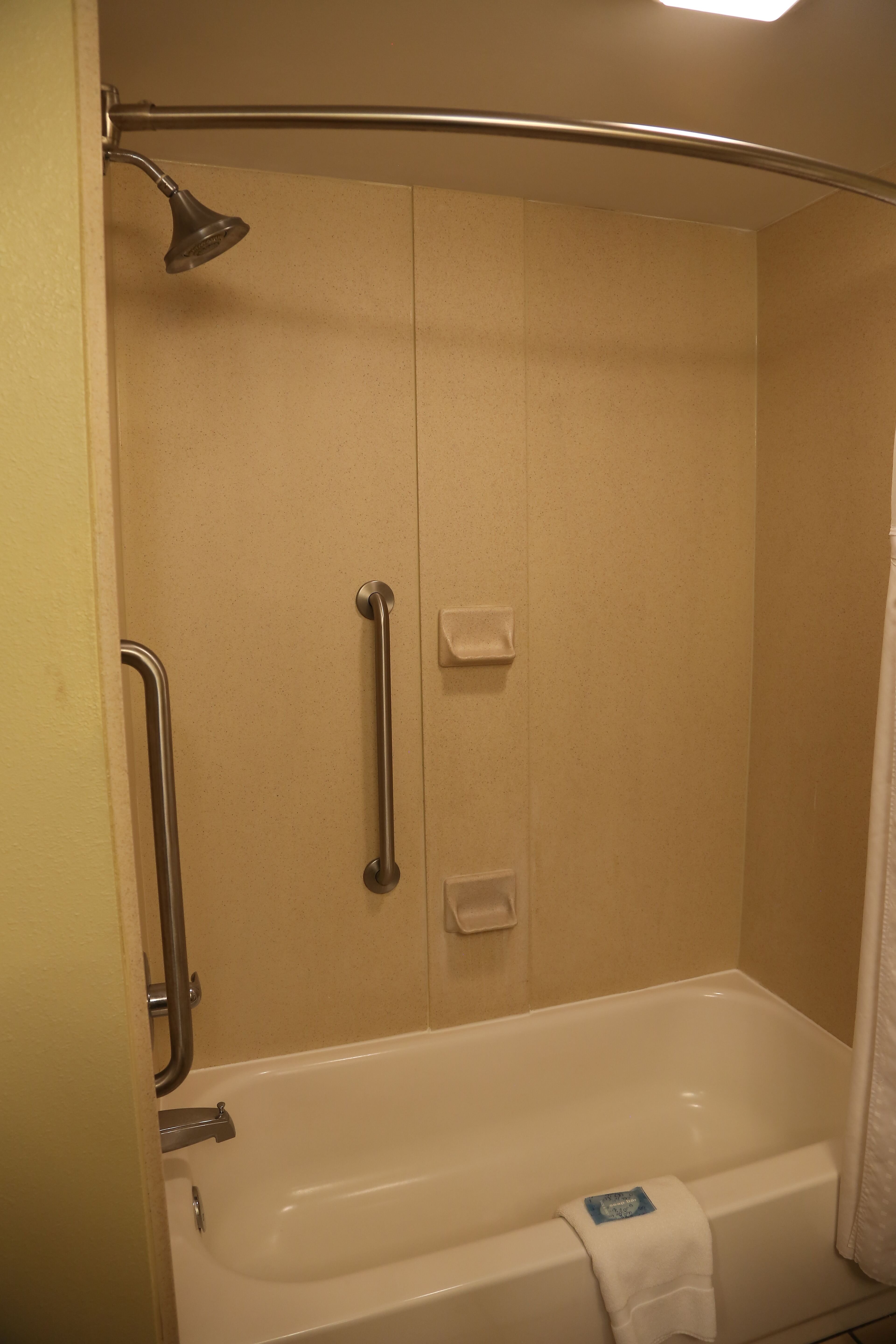 holiday inn express hotel and suites cleveland by ihg