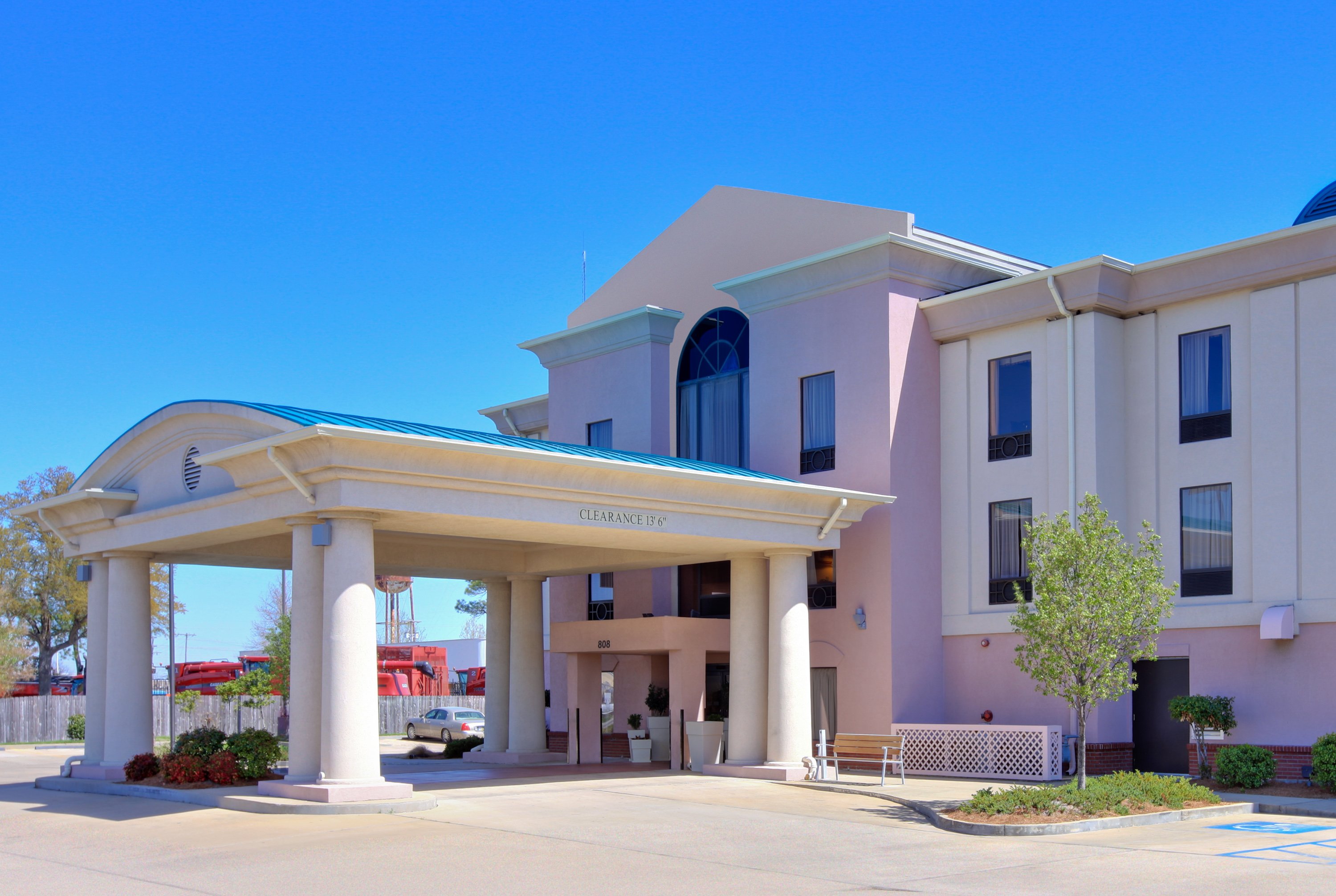 holiday inn express hotel and suites cleveland by ihg