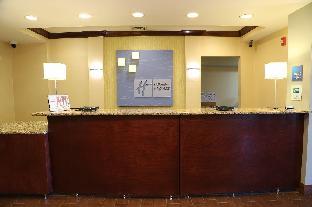 holiday inn express hotel and suites cleveland by ihg