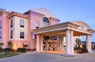 holiday inn express hotel and suites cleveland by ihg