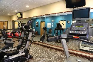 holiday inn express hotel and suites cleveland by ihg