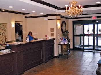 Holiday Inn Express Hotel & Suites Cleveland By Ihg,Greene County>>Cleveland,3 star