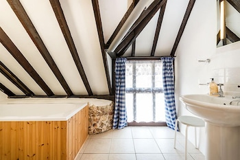 Berehayes Holiday Cottages,,4 star