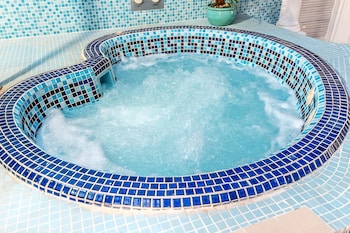 Berehayes Holiday Cottages,,4 star