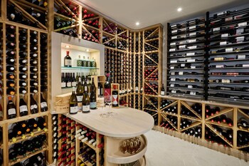 the pearle hotel and spa autograph collection