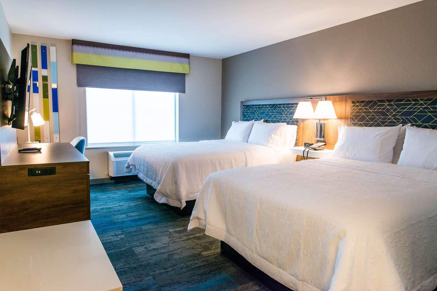 hampton inn paris