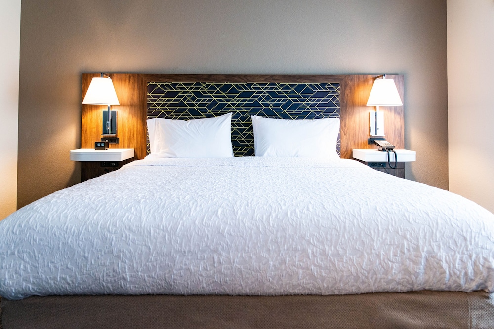 hampton inn paris