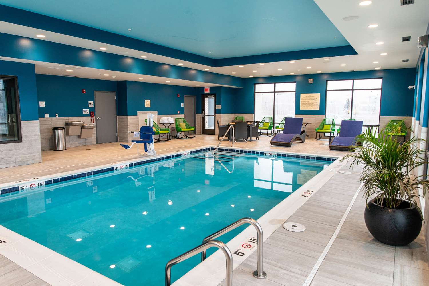 hampton inn paris