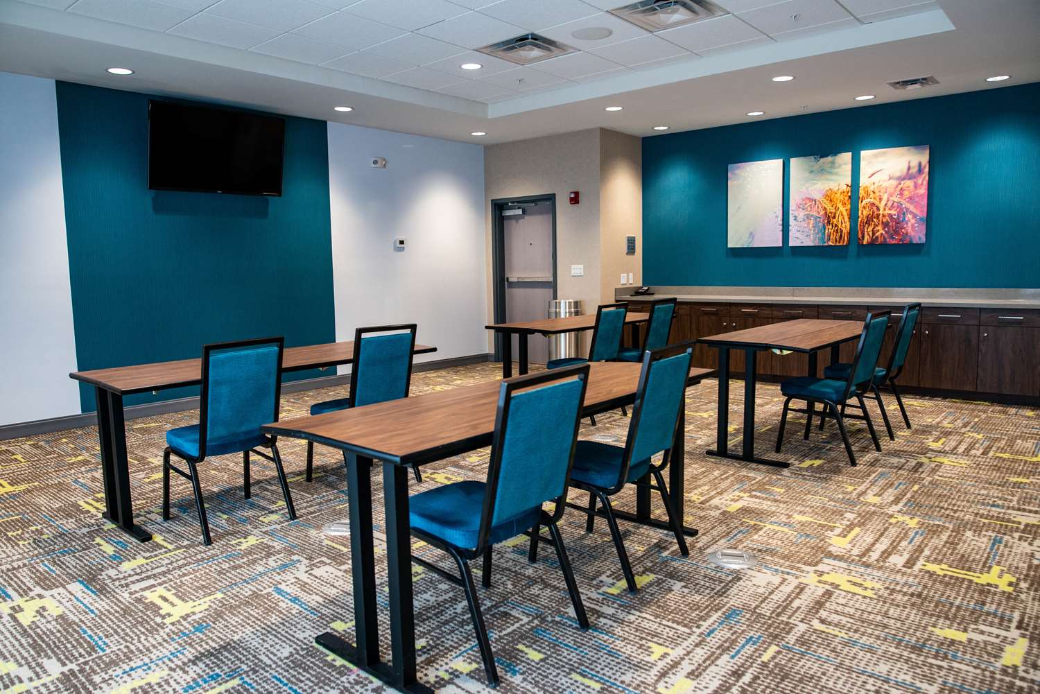 hampton inn paris