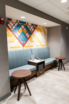 hampton inn paris