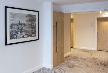 hilton garden inn stoke on trent