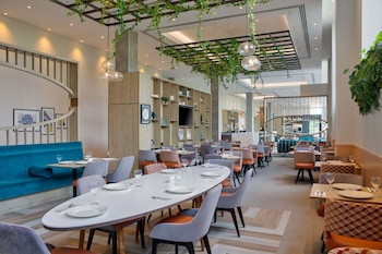 hilton garden inn stoke on trent